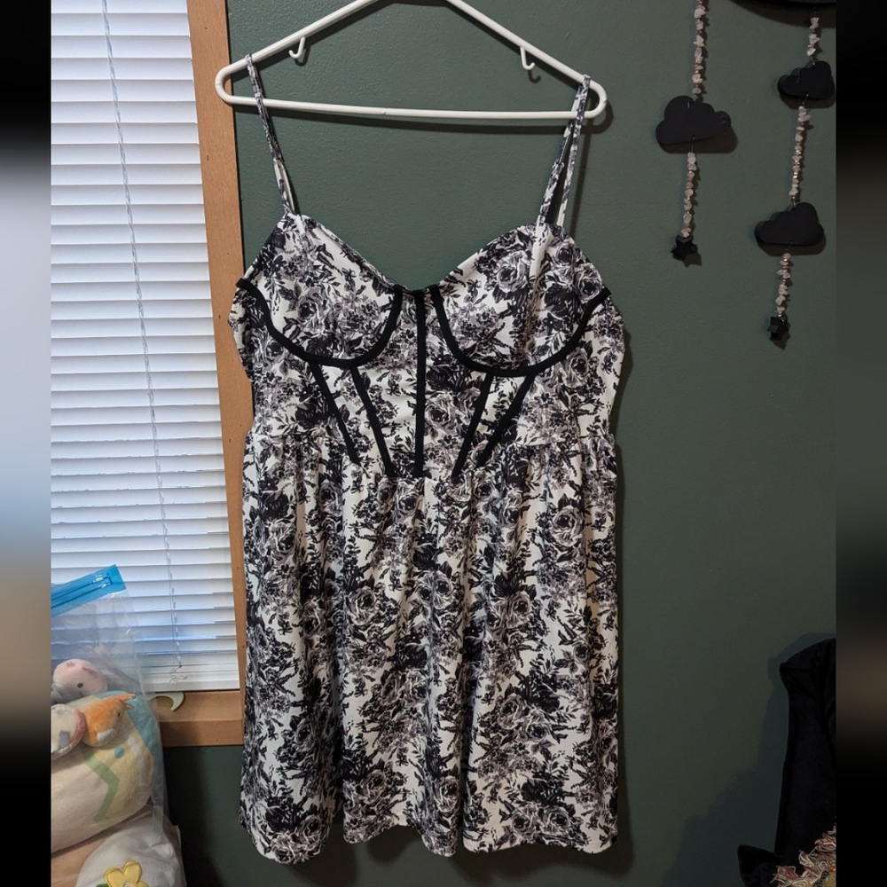 Shein curve dress